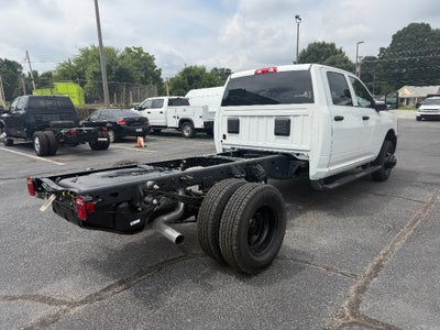 2026 RAM Ram 3500 Chassis Cab RAM 3500 TRADESMAN CREW CAB CHASSIS 4X4 60' CA