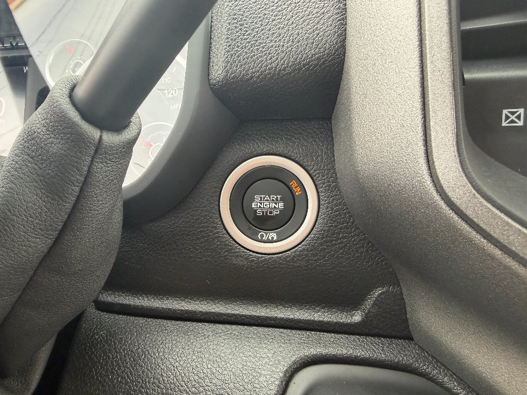 2026 RAM Ram 3500 Chassis Cab RAM 3500 TRADESMAN CREW CAB CHASSIS 4X4 60' CA