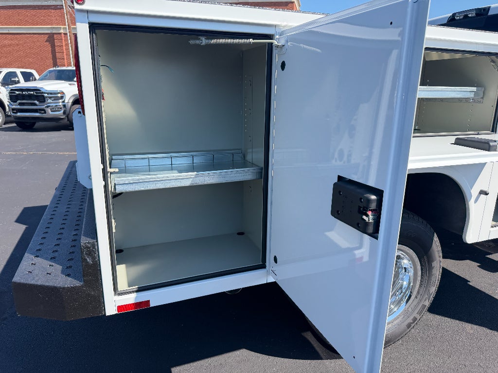2026 RAM Ram 3500 Chassis Cab RAM 3500 TRADESMAN CREW CAB CHASSIS 4X4 60' CA