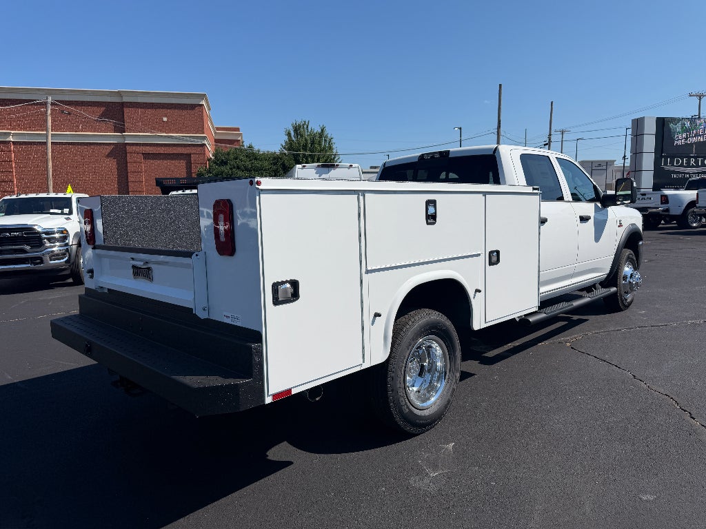 2026 RAM Ram 3500 Chassis Cab RAM 3500 TRADESMAN CREW CAB CHASSIS 4X4 60' CA