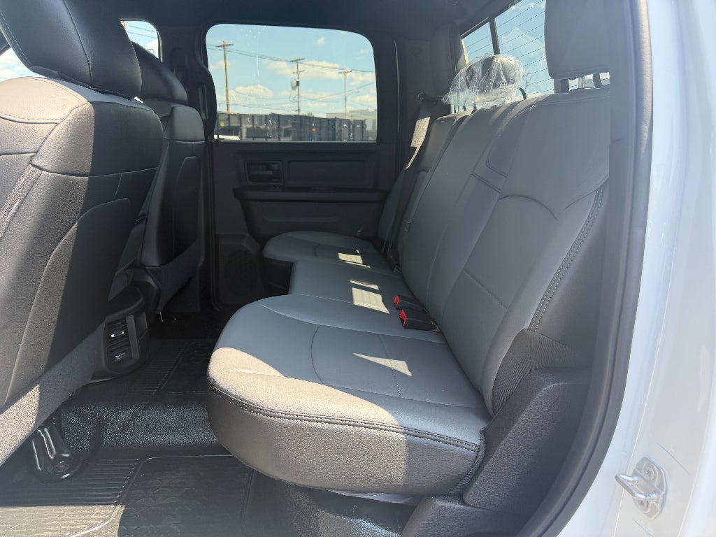 2026 RAM 3500 Chassis RAM 3500 TRADESMAN CREW CAB CHASSIS 4X4 60' CA