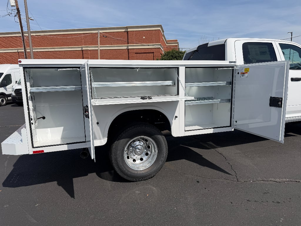 2026 RAM Ram 3500 Chassis Cab RAM 3500 TRADESMAN CREW CAB CHASSIS 4X4 60' CA