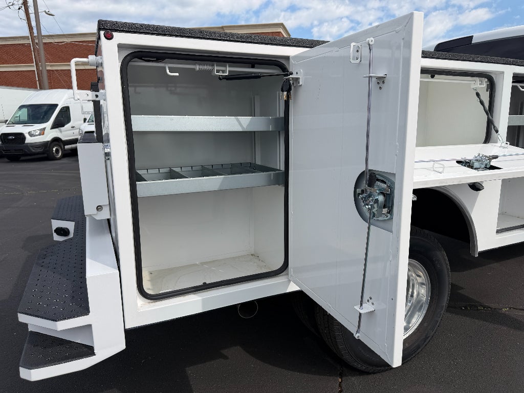 2026 RAM Ram 3500 Chassis Cab RAM 3500 TRADESMAN CREW CAB CHASSIS 4X4 60' CA