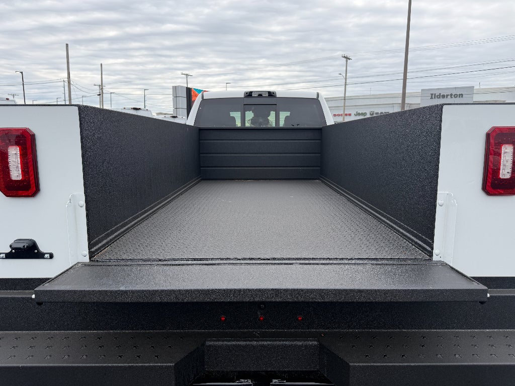 2026 RAM Ram 3500 Chassis Cab RAM 3500 TRADESMAN CREW CAB CHASSIS 4X4 60' CA