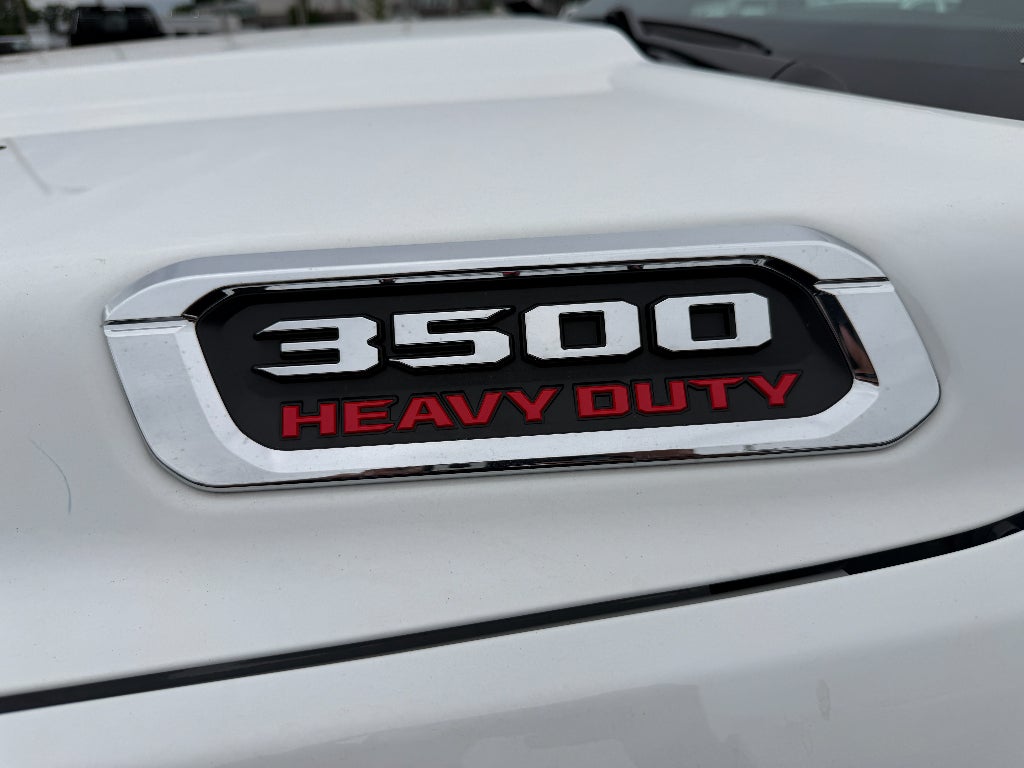 2026 RAM Ram 3500 Chassis Cab RAM 3500 TRADESMAN CREW CAB CHASSIS 4X4 60' CA