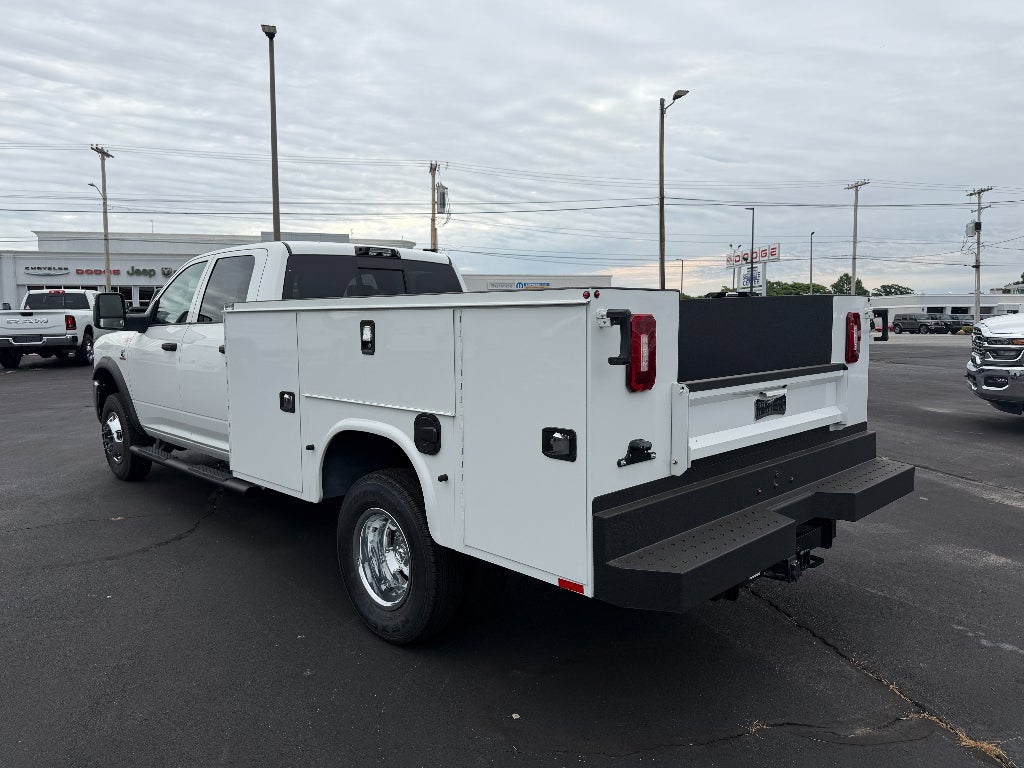 2026 RAM Ram 3500 Chassis Cab RAM 3500 TRADESMAN CREW CAB CHASSIS 4X4 60' CA
