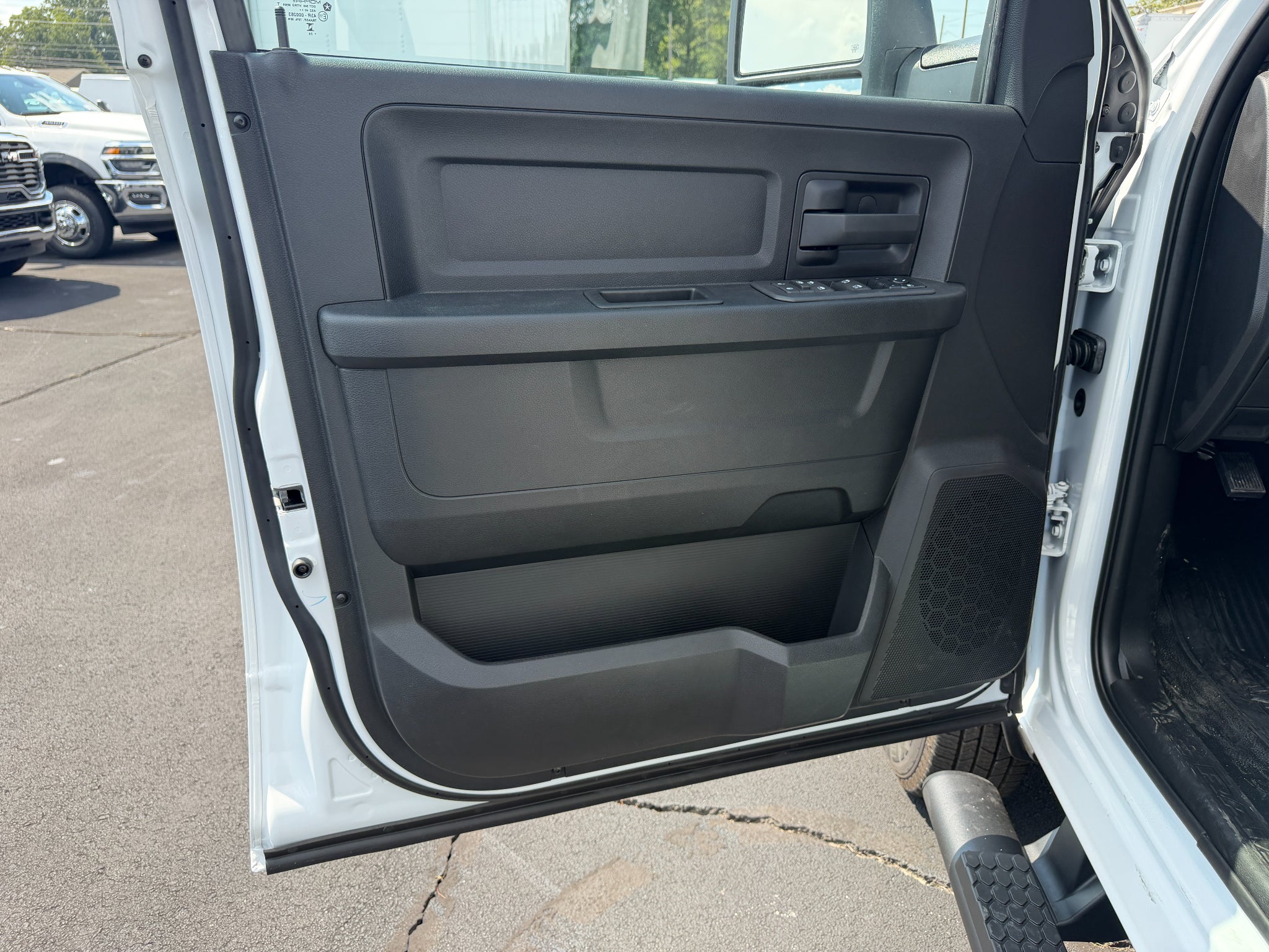 2027 RAM 3500 Chassis Cab Tradesman