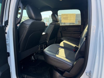 2025 RAM Ram 3500 Chassis Cab RAM 3500 TRADESMAN CREW CAB CHASSIS 4X4 60' CA