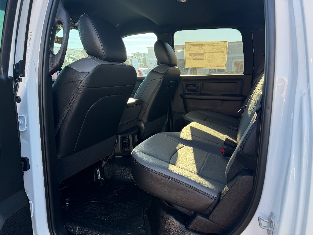 2025 RAM Ram 3500 Chassis Cab RAM 3500 TRADESMAN CREW CAB CHASSIS 4X4 60' CA