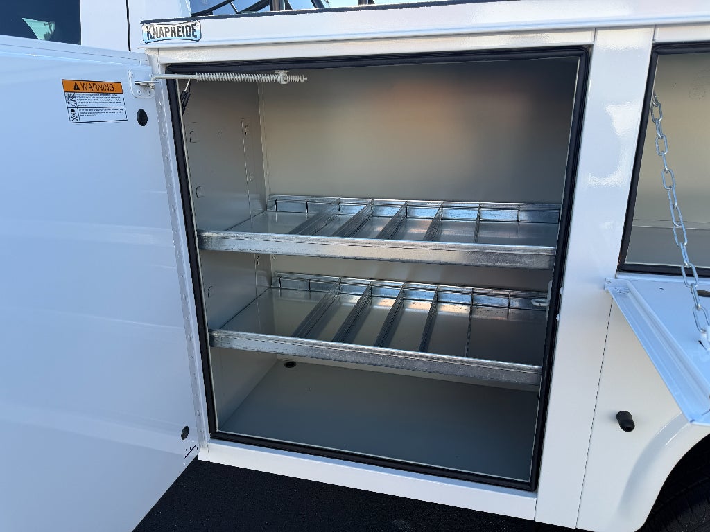 2025 RAM Ram 3500 Chassis Cab RAM 3500 TRADESMAN CREW CAB CHASSIS 4X4 60' CA