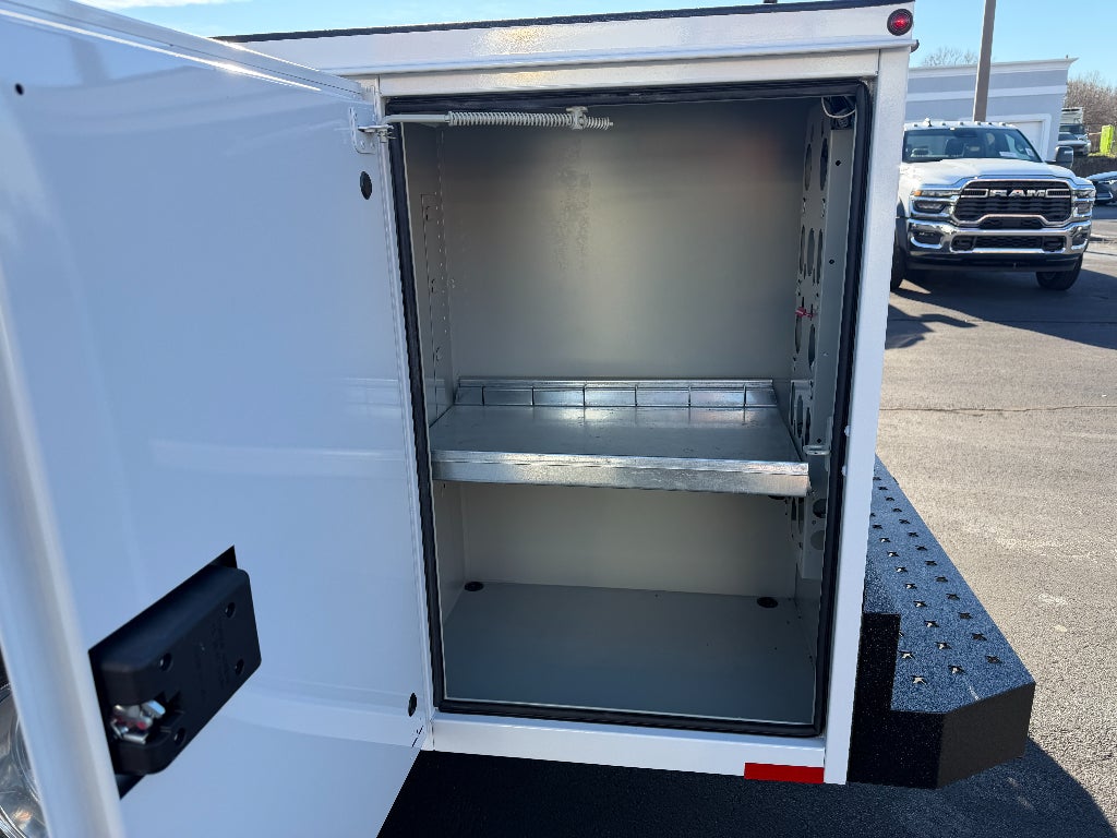 2025 RAM Ram 3500 Chassis Cab RAM 3500 TRADESMAN CREW CAB CHASSIS 4X4 60' CA