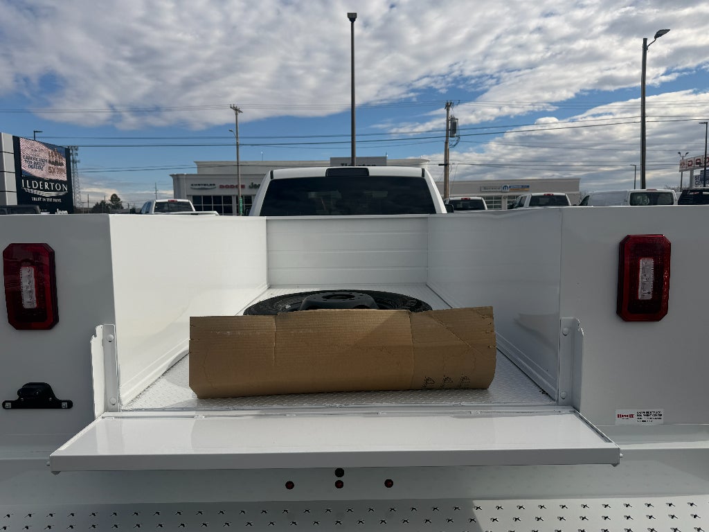 2026 RAM Ram 3500 Chassis Cab RAM 3500 TRADESMAN CREW CAB CHASSIS 4X4 60' CA