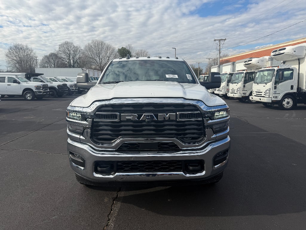 2026 RAM Ram 3500 Chassis Cab RAM 3500 TRADESMAN CREW CAB CHASSIS 4X4 60' CA