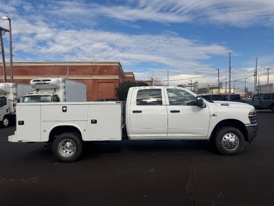 2026 RAM Ram 3500 Chassis Cab RAM 3500 TRADESMAN CREW CAB CHASSIS 4X4 60' CA