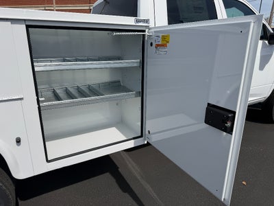 2026 RAM Ram 3500 Chassis Cab RAM 3500 TRADESMAN CREW CAB CHASSIS 4X4 60' CA