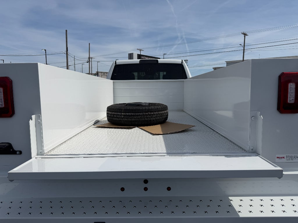 2026 RAM Ram 3500 Chassis Cab RAM 3500 TRADESMAN CREW CAB CHASSIS 4X4 60' CA