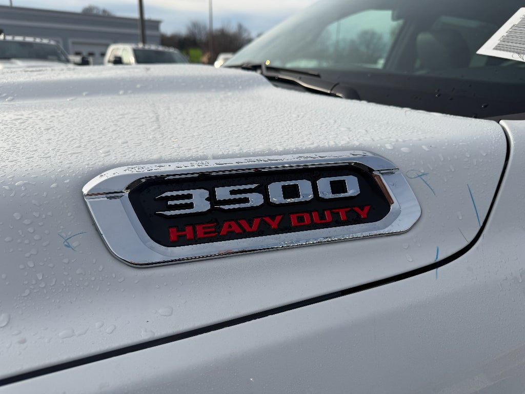 2026 RAM Ram 3500 Chassis Cab RAM 3500 TRADESMAN CREW CAB CHASSIS 4X4 60' CA