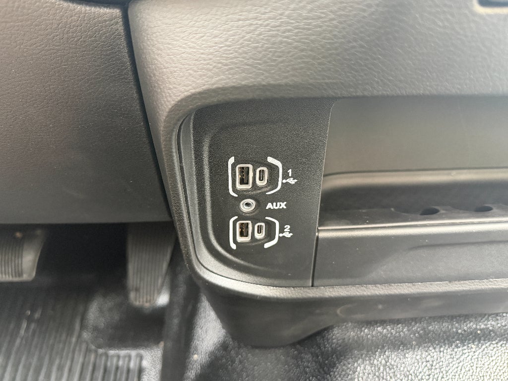 2026 RAM Ram 3500 Chassis Cab RAM 3500 TRADESMAN CREW CAB CHASSIS 4X4 60' CA