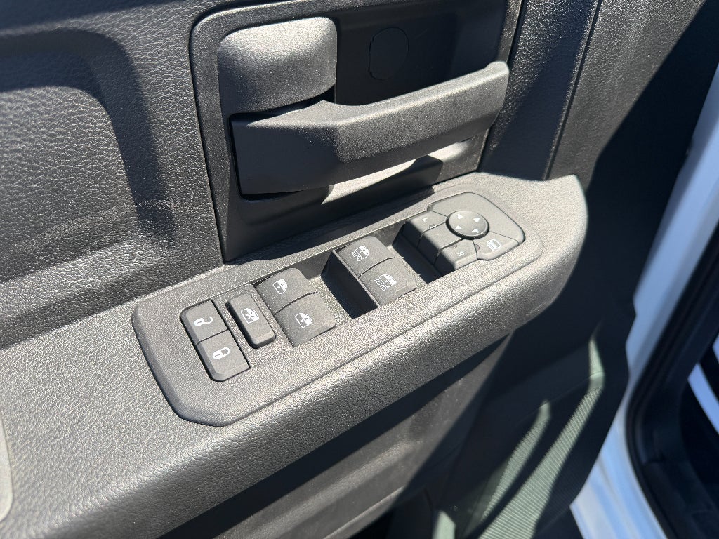 2026 RAM Ram 3500 Chassis Cab RAM 3500 TRADESMAN CREW CAB CHASSIS 4X4 60' CA