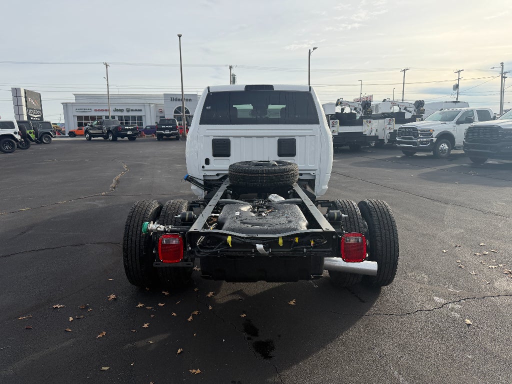 2026 RAM Ram 3500 Chassis Cab RAM 3500 TRADESMAN CREW CAB CHASSIS 4X4 60' CA