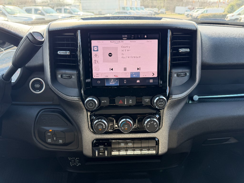 2026 RAM Ram 3500 Chassis Cab RAM 3500 TRADESMAN CREW CAB CHASSIS 4X4 60' CA