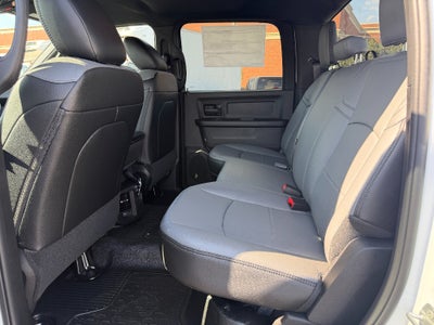 2026 RAM Ram 3500 Chassis Cab RAM 3500 TRADESMAN CREW CAB CHASSIS 4X4 60' CA