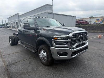 2026 RAM Ram 3500 Chassis Cab RAM 3500 TRADESMAN CREW CAB CHASSIS 4X4 60' CA
