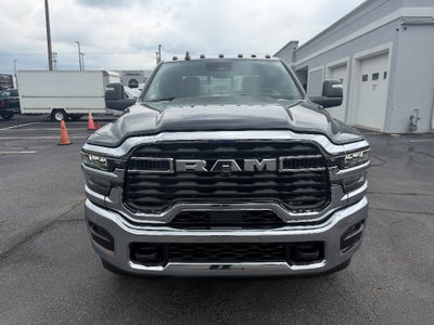 2026 RAM Ram 3500 Chassis Cab RAM 3500 TRADESMAN CREW CAB CHASSIS 4X4 60' CA