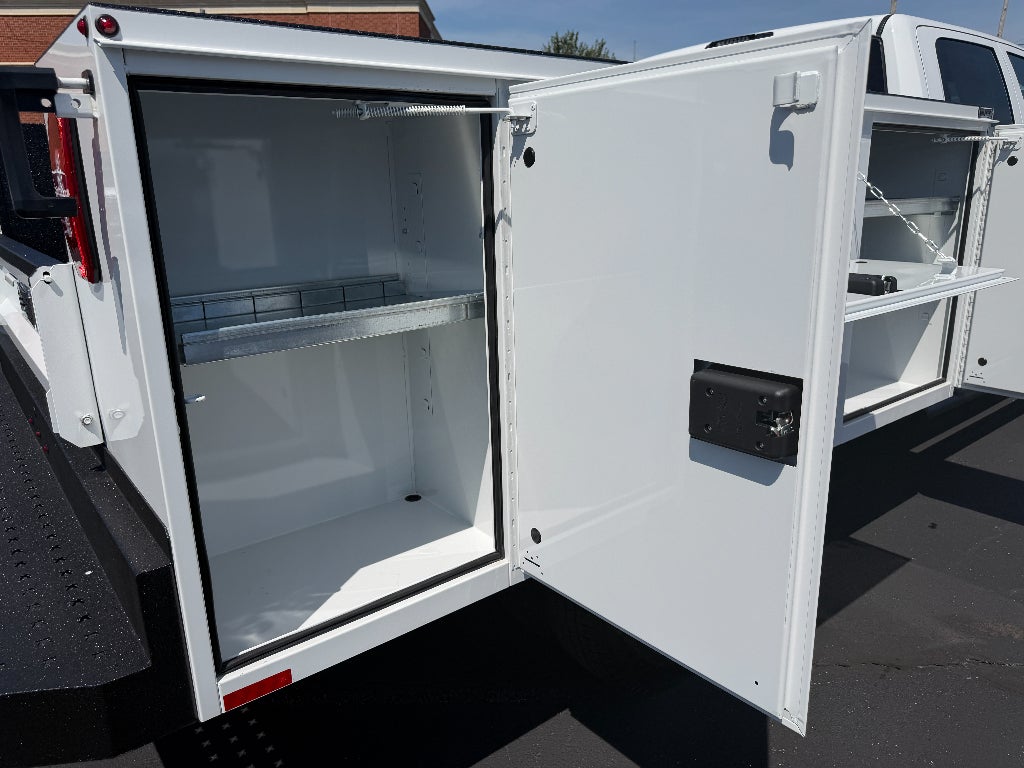 2026 RAM Ram 3500 Chassis Cab RAM 3500 TRADESMAN CREW CAB CHASSIS 4X4 60' CA