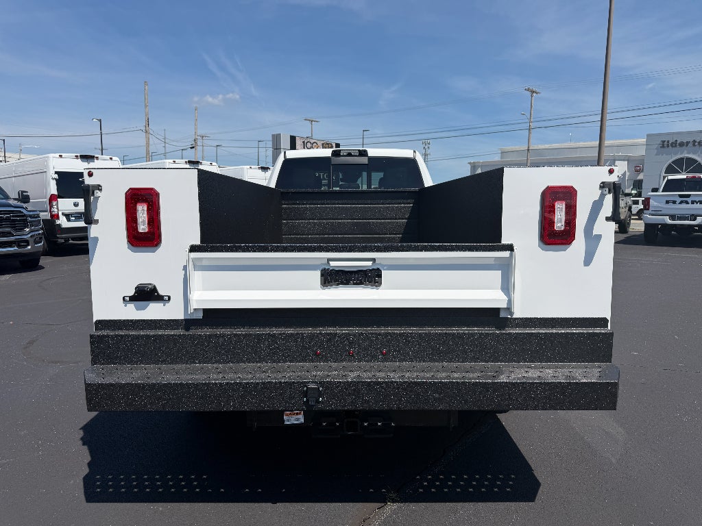 2026 RAM Ram 3500 Chassis Cab RAM 3500 TRADESMAN CREW CAB CHASSIS 4X4 60' CA