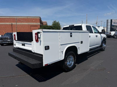2026 RAM Ram 3500 Chassis Cab RAM 3500 TRADESMAN CREW CAB CHASSIS 4X4 60' CA