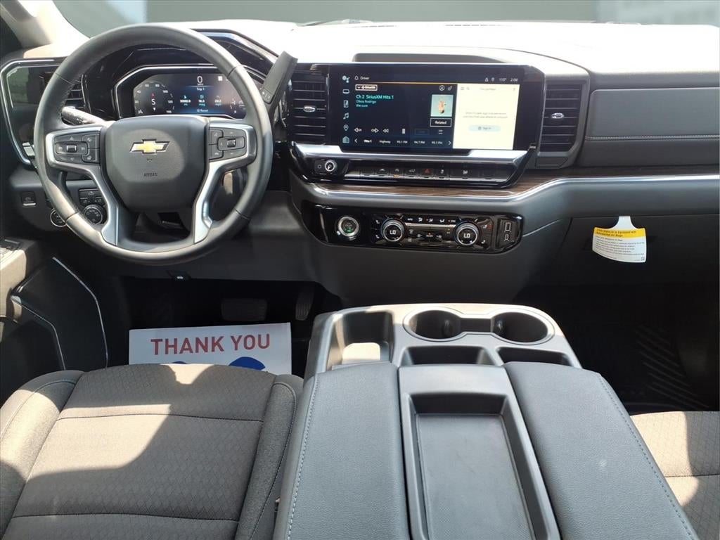 2023 Chevrolet Silverado 1500 4WD Crew Cab Short Bed LT with 2FL