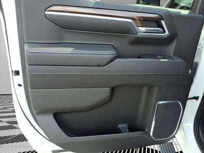 2023 Chevrolet Silverado 1500 4WD Crew Cab Short Bed LT with 2FL