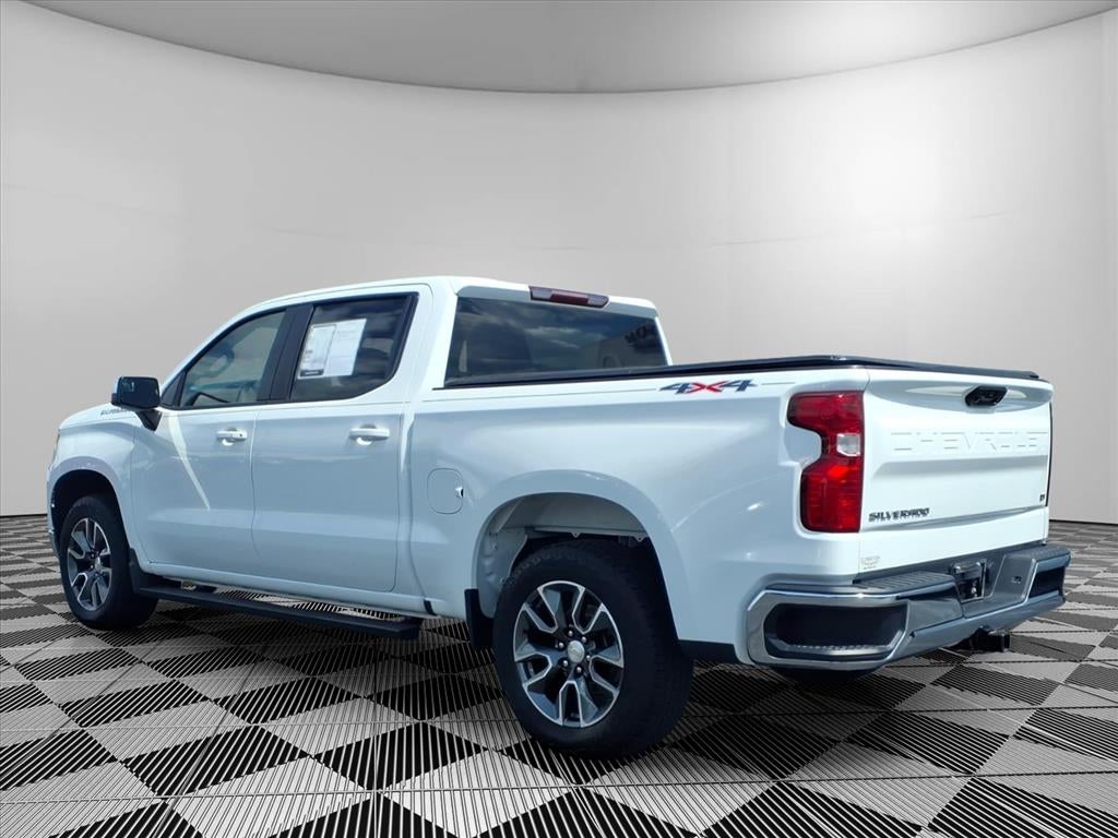 2023 Chevrolet Silverado 1500 4WD Crew Cab Short Bed LT with 2FL