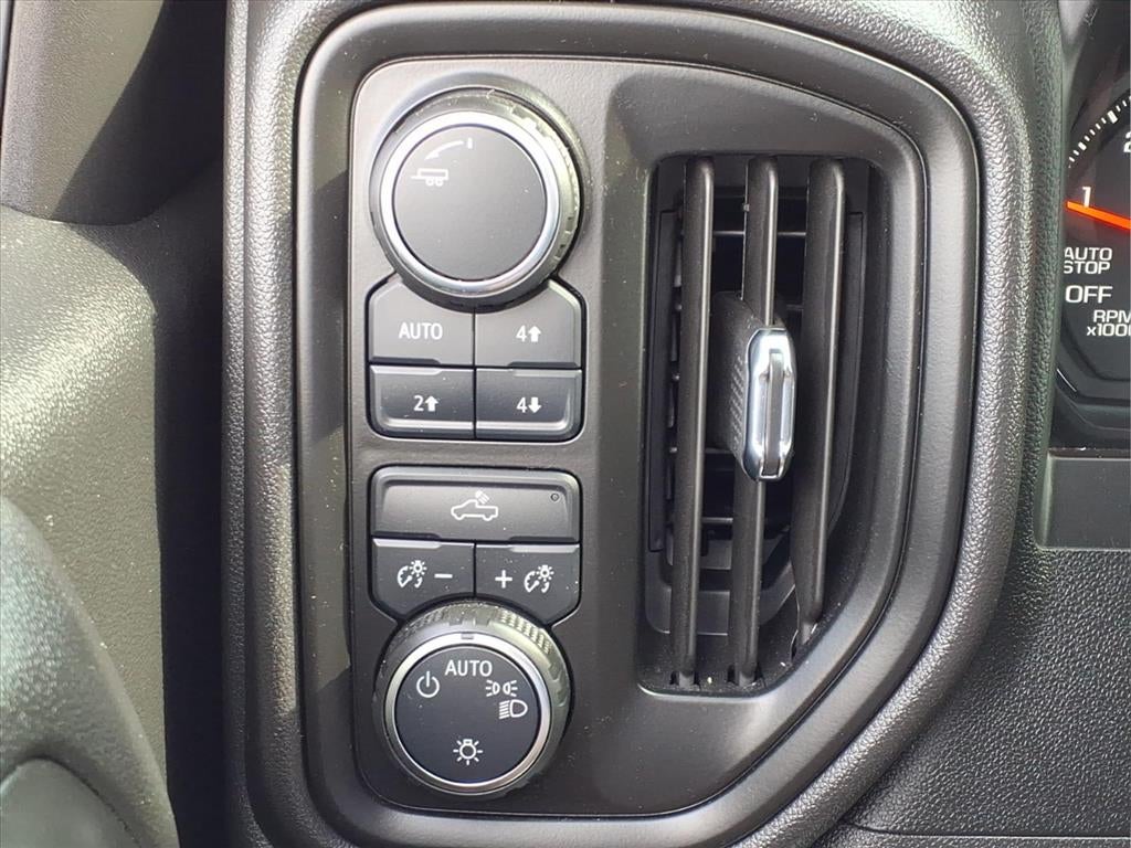 2025 Chevrolet Silverado 1500 4WD Crew Cab Short Bed Custom Trail Boss