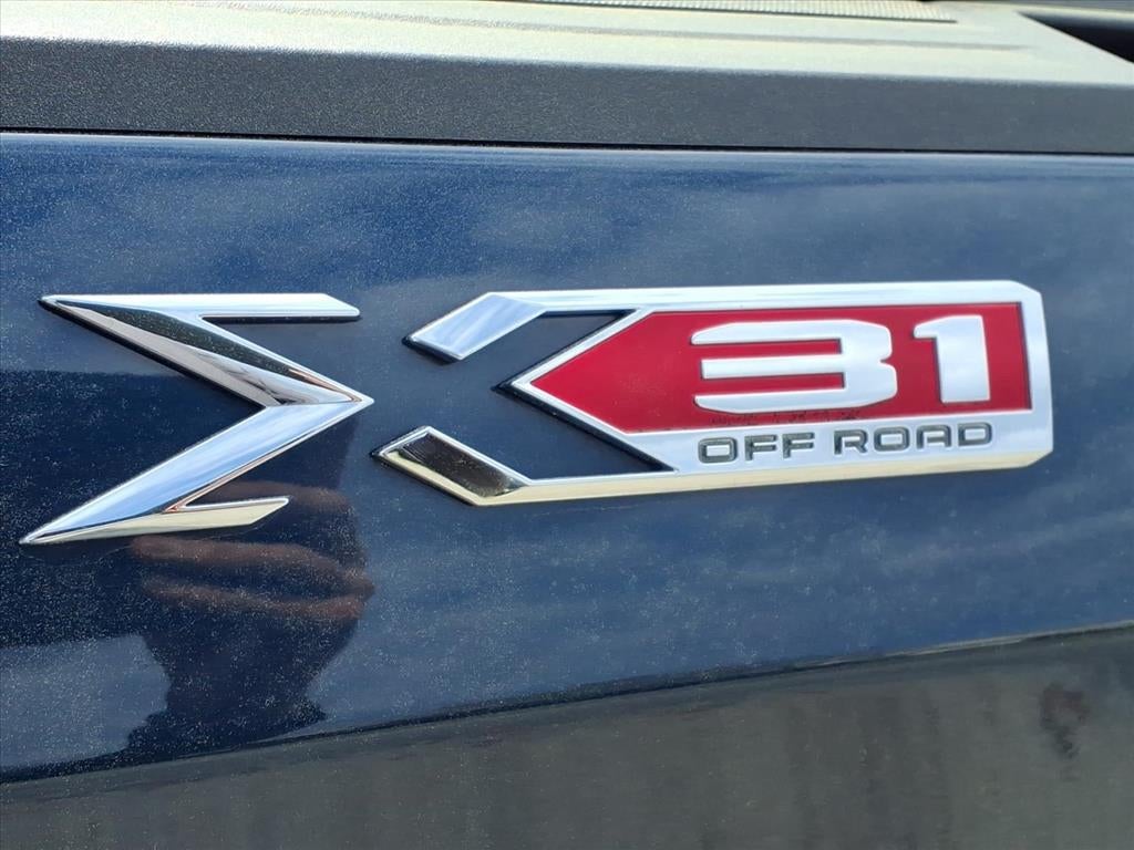 2021 GMC Sierra 1500 4WD Crew Cab Short Box SLT