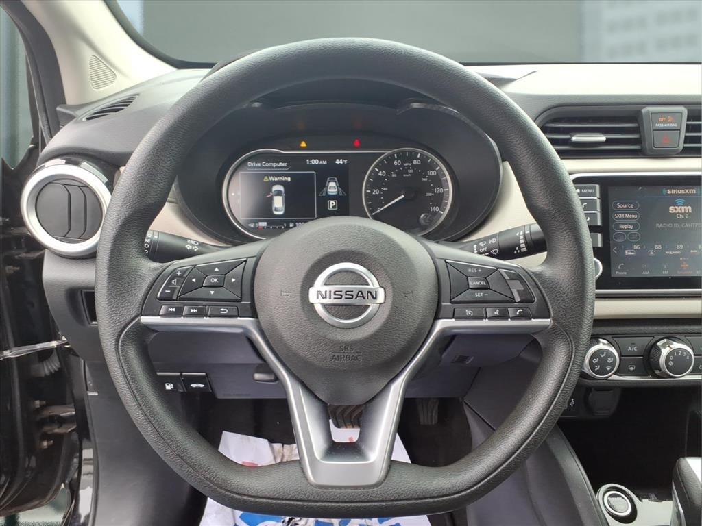 2021 Nissan Versa SV Xtronic CVT
