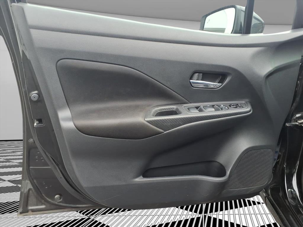 2021 Nissan Versa SV Xtronic CVT