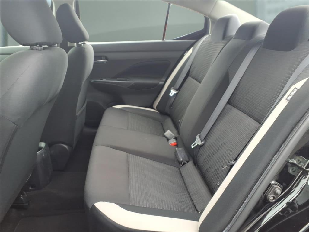 2021 Nissan Versa SV Xtronic CVT