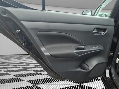 2021 Nissan Versa SV Xtronic CVT