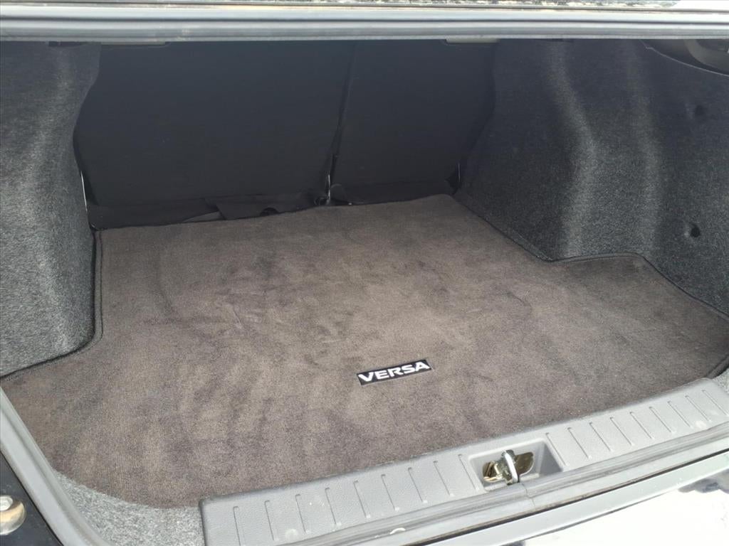 2021 Nissan Versa SV Xtronic CVT