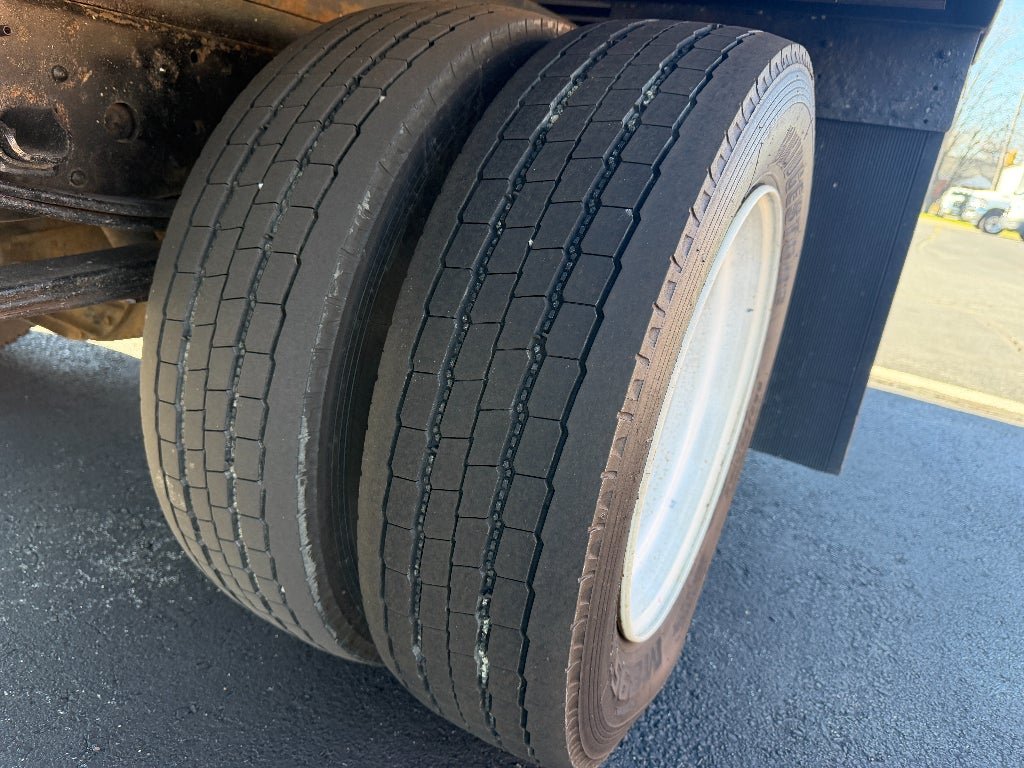 2020 Isuzu NPR HD Base