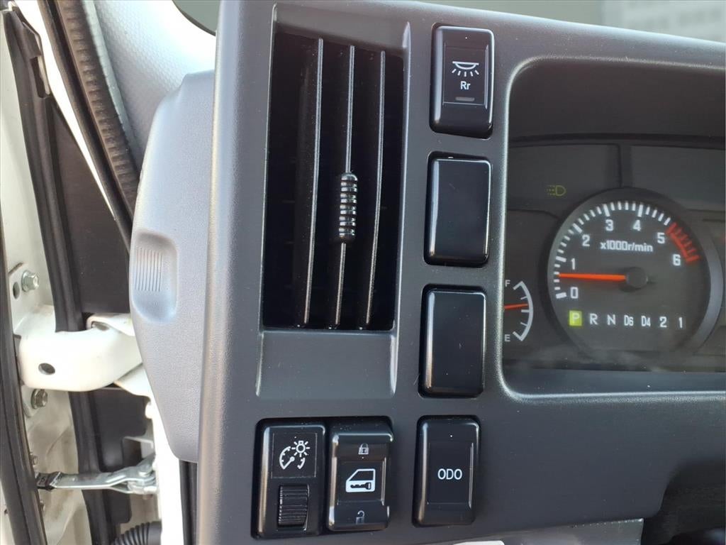 2021 Isuzu NPR HD Base