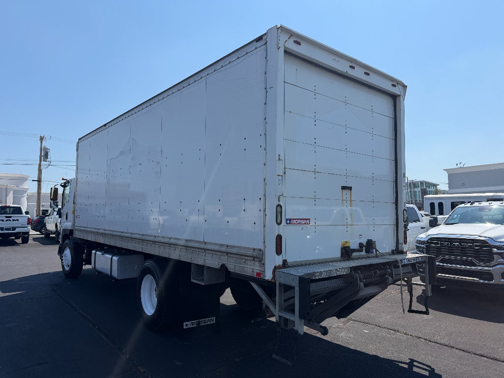 2018 Isuzu FTR Base