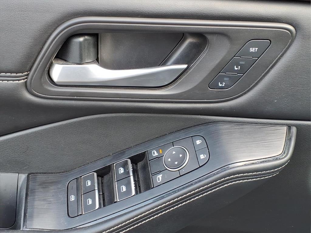 2022 Nissan Rogue SL FWD