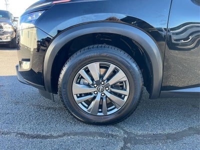 2024 Nissan Pathfinder SV 4WD