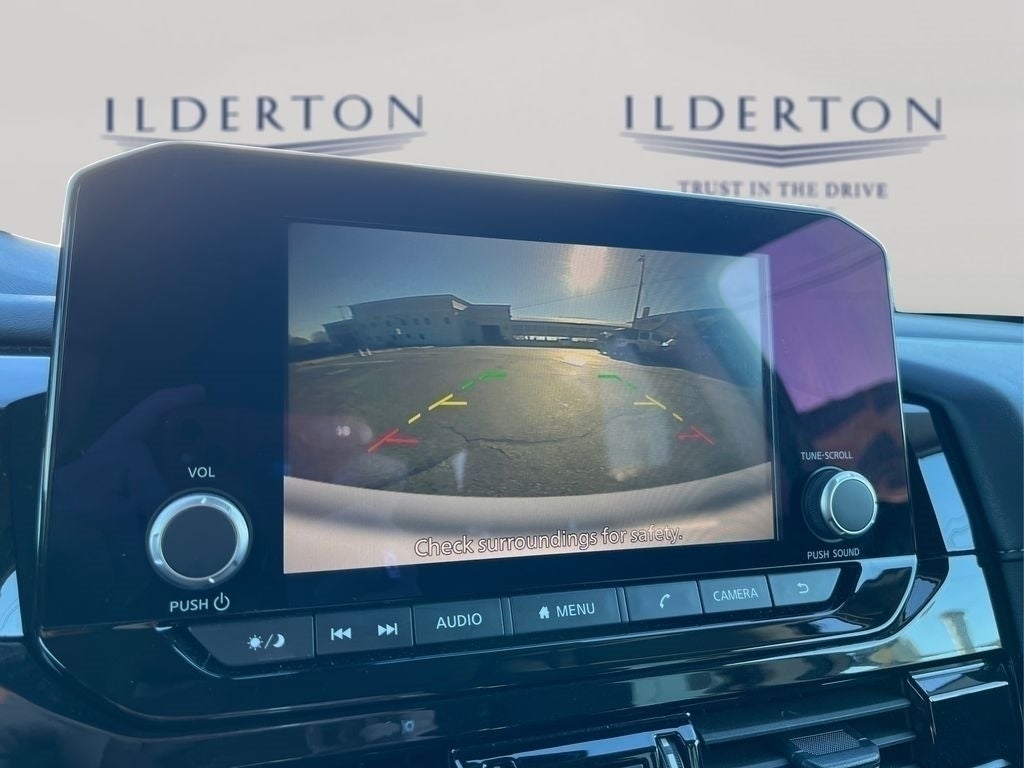 2024 Nissan Pathfinder SV 4WD