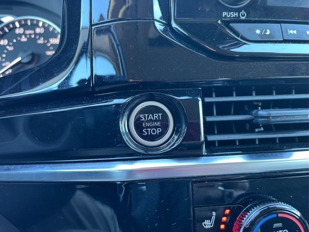 2024 Nissan Pathfinder SV 4WD