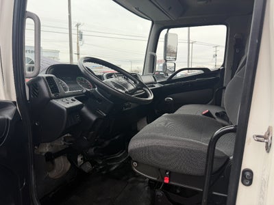 2013 Hino 268 Base