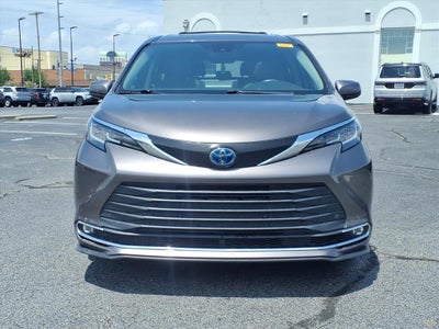2022 Toyota Sienna XLE